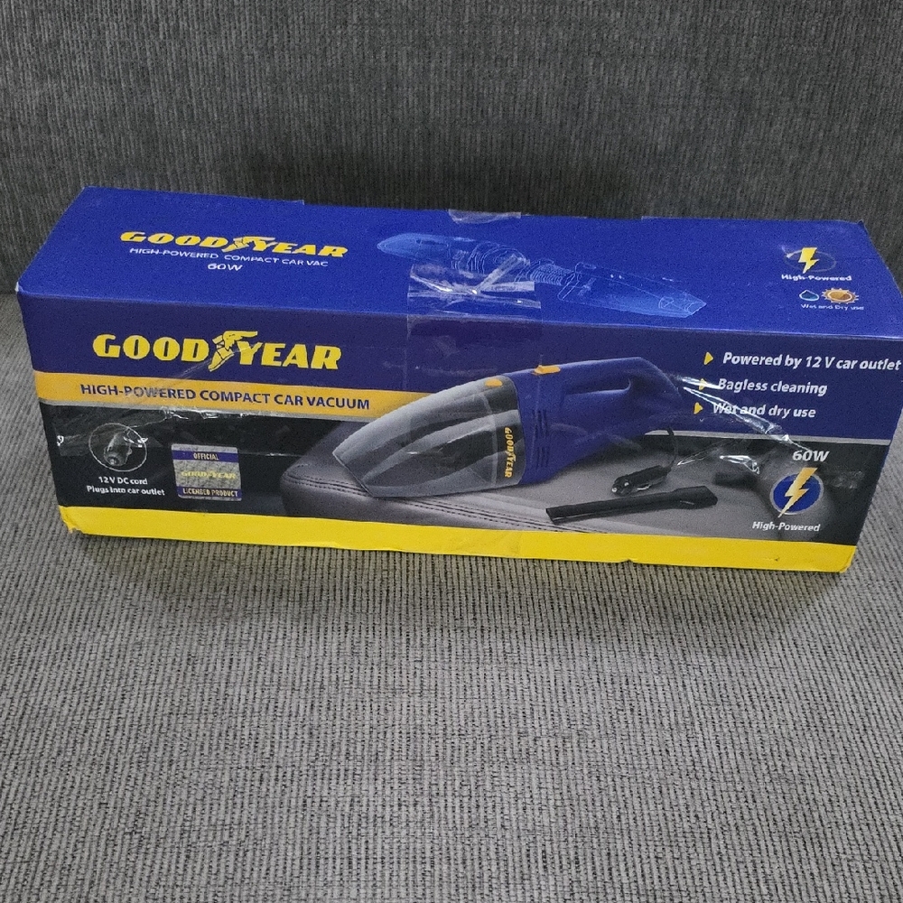 Goodyear‎ High-Powered Compact Car Vacuum Cleaner - Blue